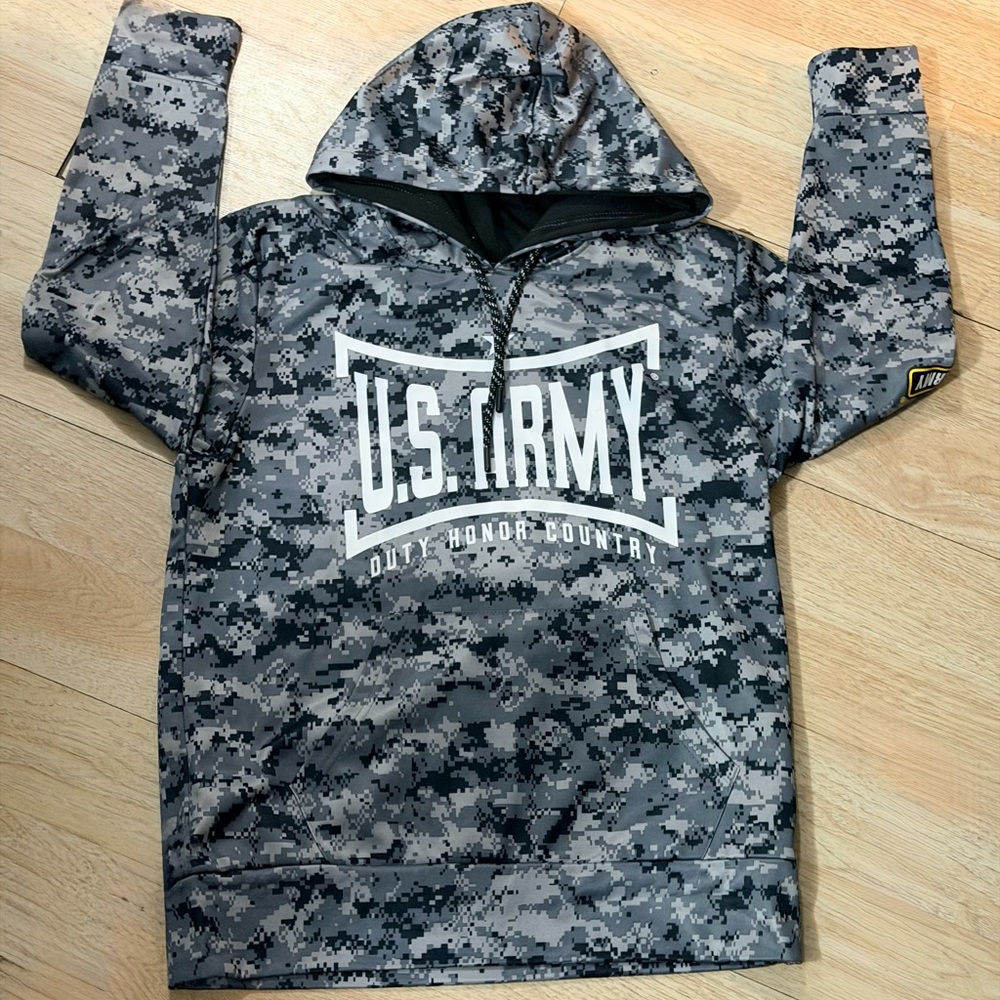 -US Army Digital Camo Hoodie Size Medium Gray Camouflage Army Strong